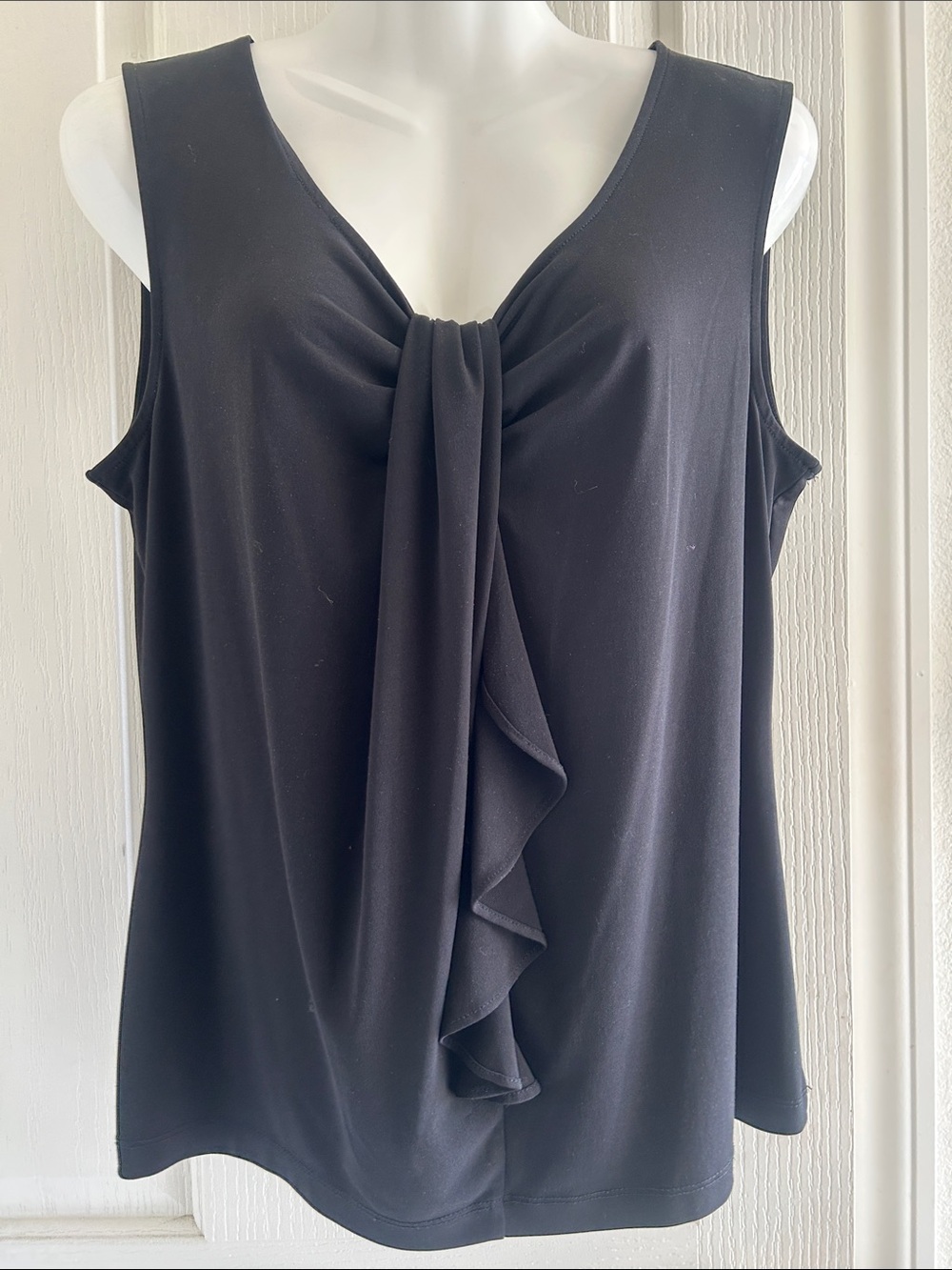 Calvin Klein Black Sleeveless Ruffle-Front Camisole